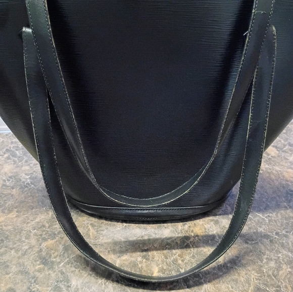 Authentic Louis Vuitton Saint Jacques GM – Black Epi Leather - Picture 4 of 9